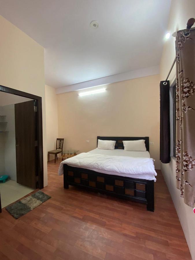 Chirag Homestay Kainchi ナイニタール エクステリア 写真