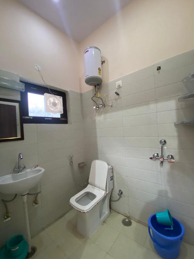 Chirag Homestay Kainchi ナイニタール エクステリア 写真
