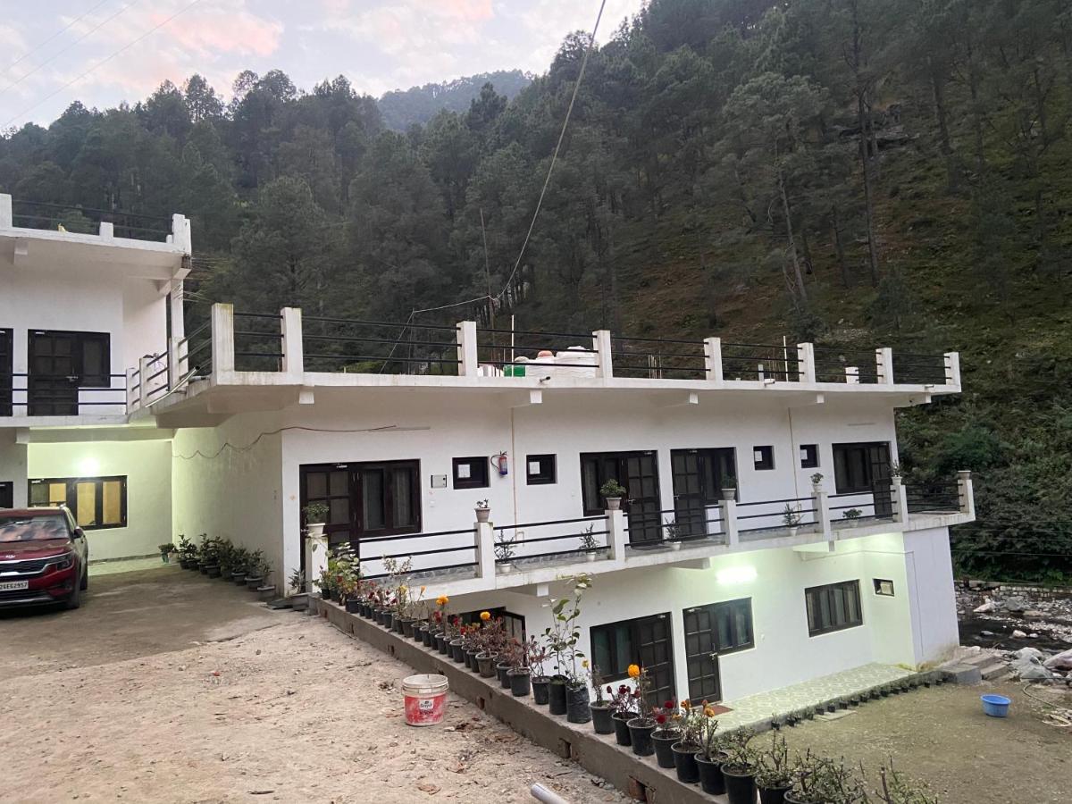 Chirag Homestay Kainchi ナイニタール エクステリア 写真